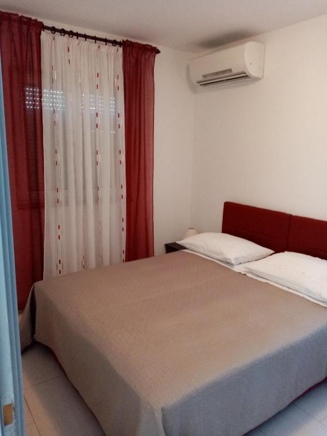Apartmani Cesar Rtina Exterior foto